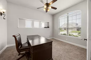 317 Thompson Dr, Van Alstyne, TX 75495 - Photo 4