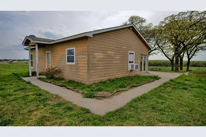 688 Alamo Road, Montague, TX 76251 - Photo 2