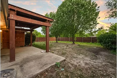 915 Seider Lane, Grand Prairie, TX 75052 - Photo 14