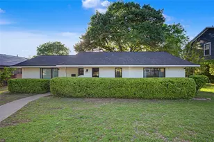 337 Merribrook Trail, Duncanville, TX 75116 - Photo 2