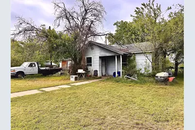 1101 Privado Street, Graham, TX 76450 - Photo 2