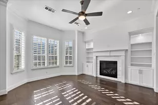 2201 Southwick Dr, Lewisville, TX 75067 - Photo 4