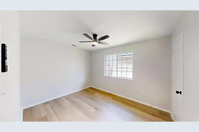 5213 Mimi Court, Dallas, TX 75211 - Photo 20