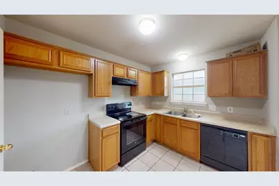 5213 Mimi Court, Dallas, TX 75211 - Photo 10