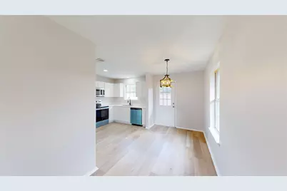 5213 Mimi Court, Dallas, TX 75211 - Photo 8