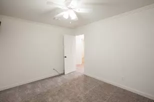 8204 Tavaros Dr, Plano, TX 75024 - Photo 22