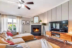 3713 Periwinkle Dr, Fort Worth, TX 76137 - Photo 4