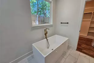 2374 Southwood Dr, Dallas, TX 75224 - Photo 20