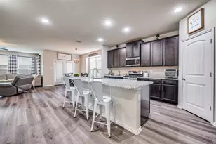 1701 Ridge Creek Ln, Aubrey, TX 76227 - Photo 8