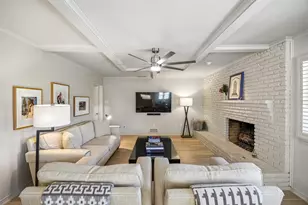 9933 Vistadale Dr, Dallas, TX 75238 - Photo 14