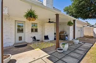9933 Vistadale Dr, Dallas, TX 75238 - Photo 26