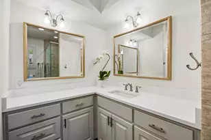 9933 Vistadale Dr, Dallas, TX 75238 - Photo 18