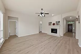 8118 La Frontera Trail, Arlington, TX 76002 - Photo 2