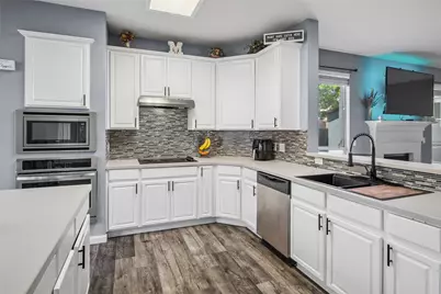 4104 Walnut Creek Court, Fort Worth, TX 76137 - Photo 10