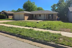 7528 Meadowlark Ln N, Watauga, TX 76148 - Photo 14