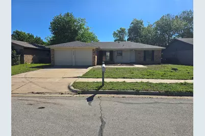 7528 Meadowlark Lane N, Watauga, TX 76148 - Photo 1