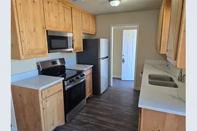 7528 Meadowlark Lane N, Watauga, TX 76148 - Photo 2