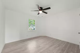 714 Colgate Cir, Garland, TX 75042 - Photo 16