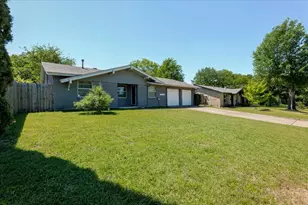 711 Shelmar Dr, Euless, TX 76039 - Photo 18
