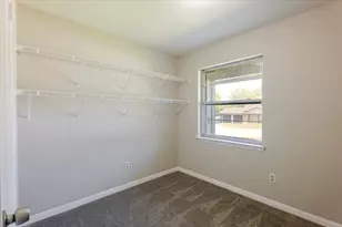 711 Shelmar Dr, Euless, TX 76039 - Photo 10