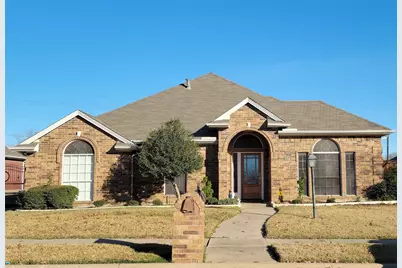 3306 Ashleaf Drive, Carrollton, TX 75007 - Photo 1