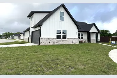 201 Bluff Court, Godley, TX 76044 - Photo 2