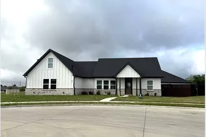 201 Bluff Court, Godley, TX 76044 - Photo 2