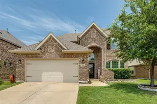 824 Mist Flower Dr, Little Elm, TX 75068 - Photo 2