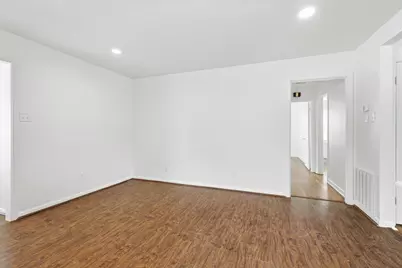 204 E Bailey Street, Ponder, TX 76259 - Photo 10