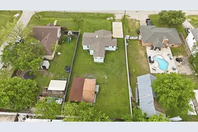 204 E Bailey Street, Ponder, TX 76259 - Photo 24