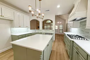 10425 Chantry Ln, Frisco, TX 75035 - Photo 12