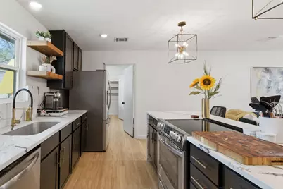 1920 Canterbury Street, Irving, TX 75062 - Photo 14