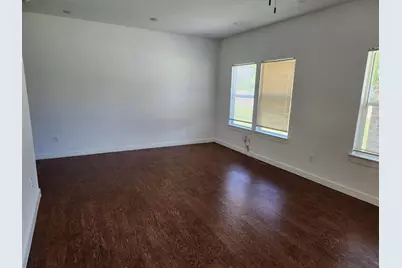 817 E Jefferson Street, Sulphur Springs, TX 75482 - Photo 2