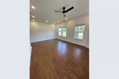 817 E Jefferson Street, Sulphur Springs, TX 75482 - Photo 8