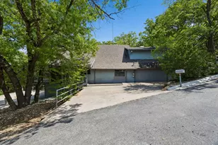 86 Queens Dr, Pottsboro, TX 75076 - Photo 2
