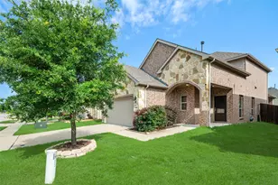 9900 Prairie Dog Ln, McKinney, TX 75071 - Photo 2