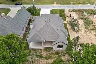 42101 Crooked Stick Dr, Whitney, TX 76692 - Photo 32