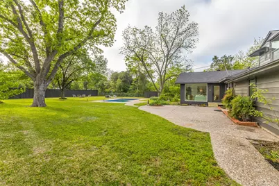 1404 El Campo Drive, Dallas, TX 75218 - Photo 22