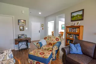 817 Wandering Ct, Granbury, TX 76049 - Photo 10