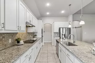 2016 Pebblegate Dr, Weatherford, TX 76085 - Photo 10