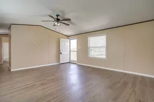 1948 Lariat Ln, Burleson, TX 76028 - Photo 10