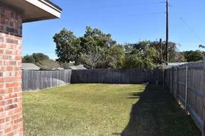 760-764 Stribling Circle, Azle, TX 76020 - Photo 2