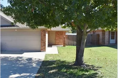 760-764 Stribling Circle, Azle, TX 76020 - Photo 1