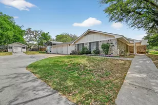 1516 Caddo Peak Trail, Joshua, TX 76058 - Photo 4