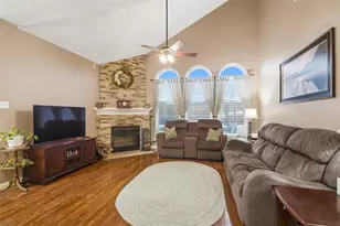 1277 Michael Ave, Lewisville, TX 75077 - Photo 16