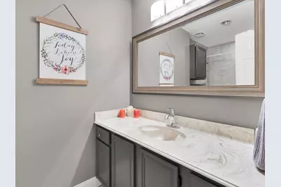 806 Red Oak Drive, Lewisville, TX 75067 - Photo 22