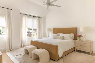 9102 Blf Holw Ct, Dallas, TX 75220 - Photo 26