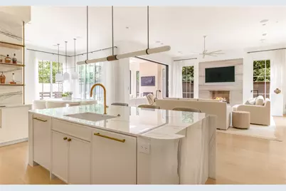 9102 Bluff Hollow Court, Dallas, TX 75220 - Photo 12