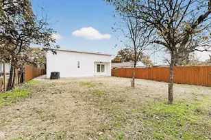 1218 Grant St, Dallas, TX 75203 - Photo 38