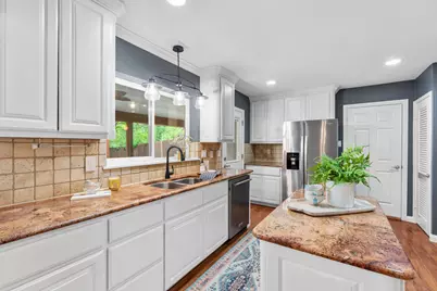 3909 Clayton Road E, Fort Worth, TX 76116 - Photo 14